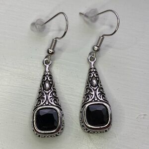 Princess Cut Cubic Zirconia Vintage Dangle Earrings Black & Silver Filigree New